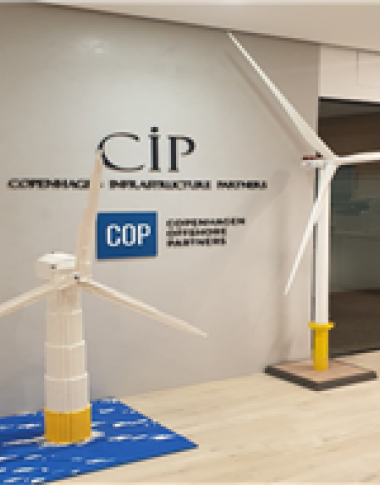 그림 4 CIP회사에 있는 풍력발전기 레고